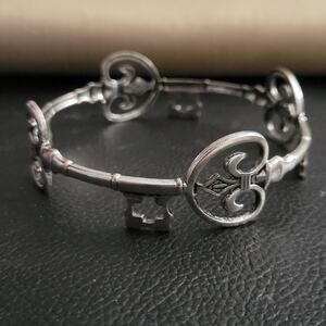 Skeleton key gothic victorian retro bangle bracelet